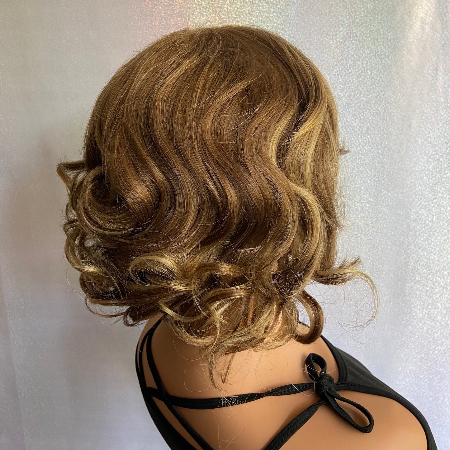 Short Curly Wavy Highlight Color Synthetic Hair Wigs