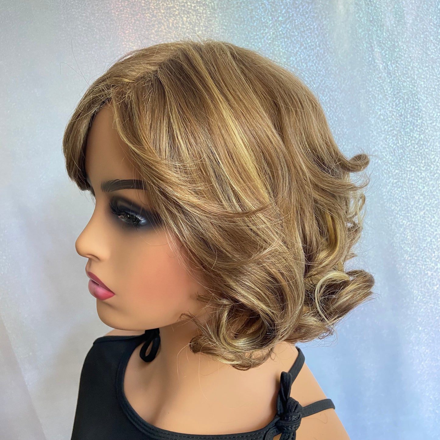 Short Curly Wavy Highlight Color Synthetic Hair Wigs