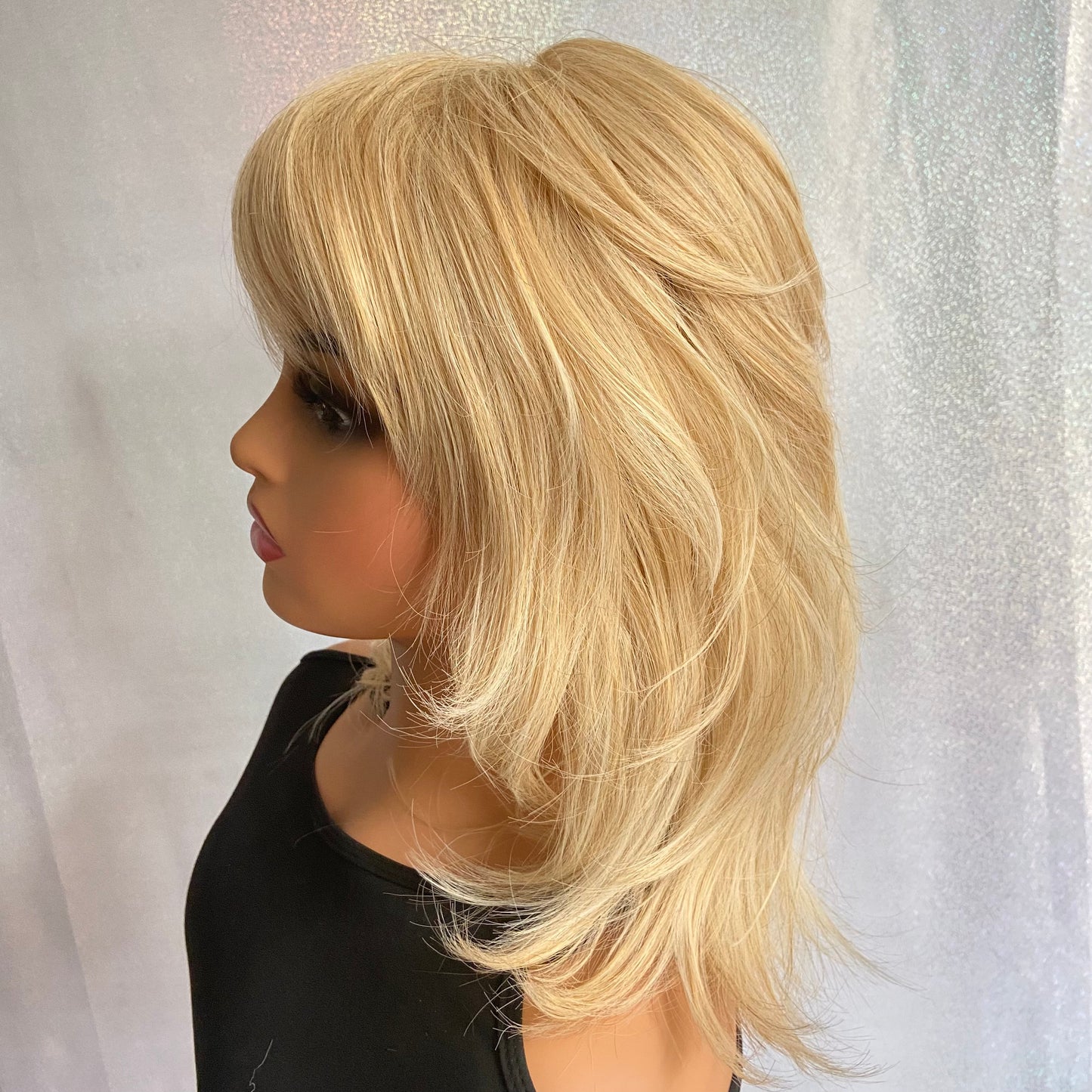 Medium Natural Wavy Synthetic Hair Wigs Super Soft