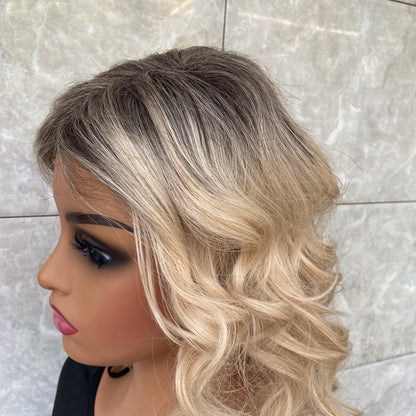 Rooted Blonde Mix Wavy Synthetic Hair Wigs Soft Daliy Use