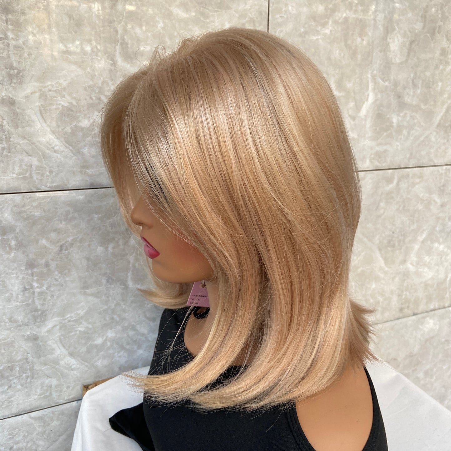 Shoulder Length Soft Bob Blonde Synthetic Hair Wigs Women