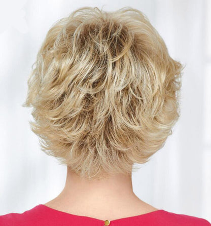 Short Wavy Synthetic Hair Wigs With Razor-Cut bangs Texture-Rich Layeres