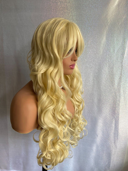 Long Beach Wavy Long Wig Bleach Blonde Layered 613